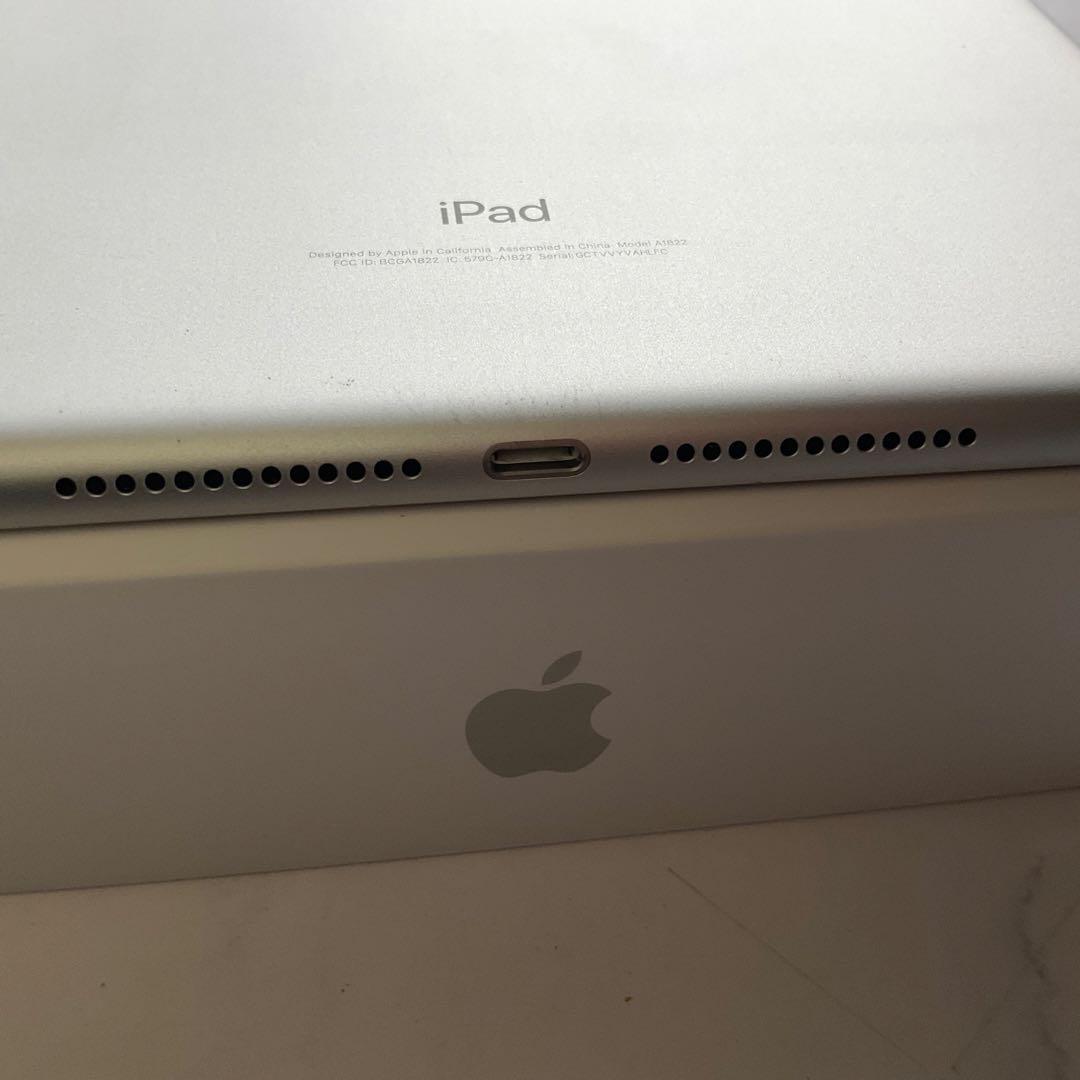 【良品】Apple iPad 第5世代 Wi-Fi 32GB