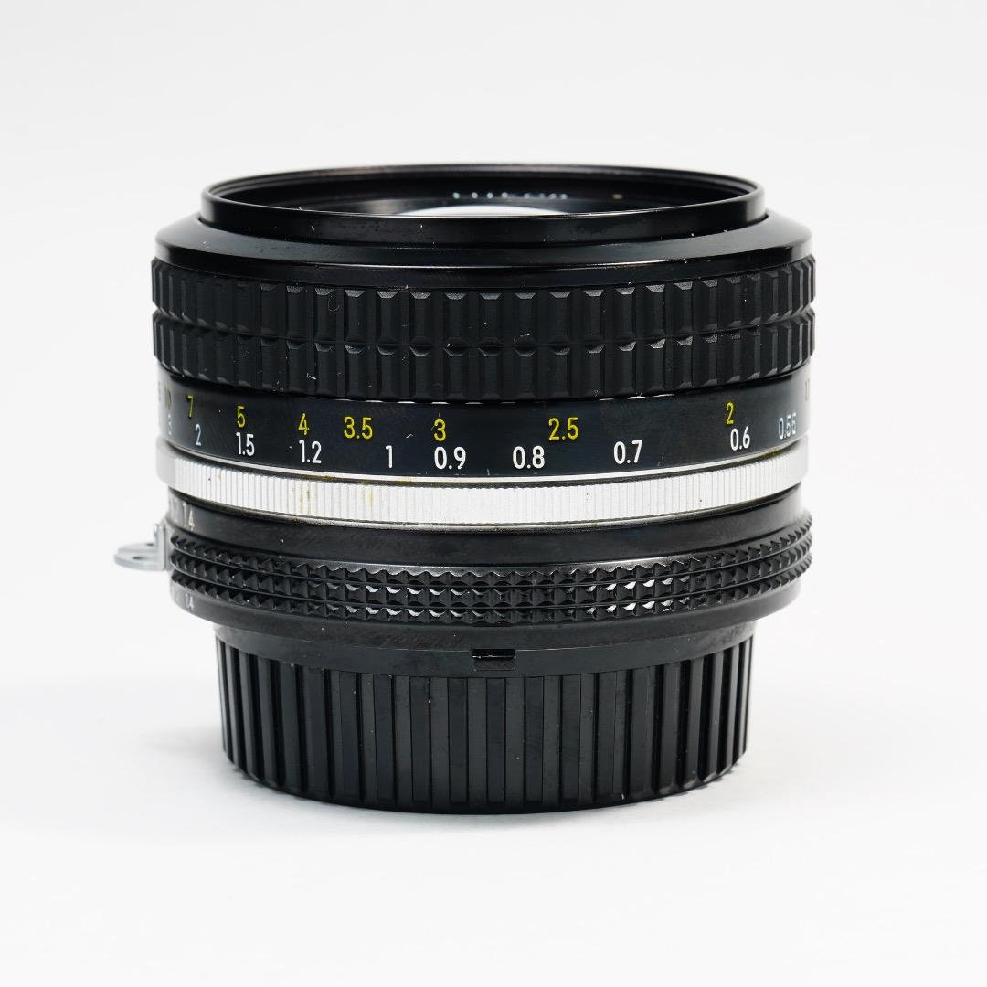 【極美品】動作◎ ニコン　Ai Nikkor 50mm F1.4 905