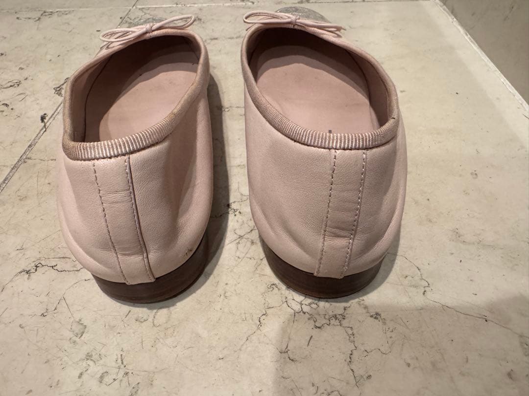CHANEL シャネルフラットシューズピンク×シルバー ココマーク リボン38C