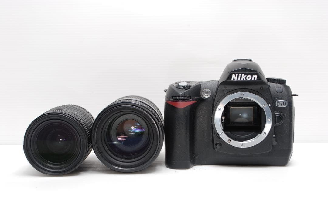 ▪️Nikon D70▪️望遠レンズ付き 格安 動作良好 人気 良品 コスパ◎