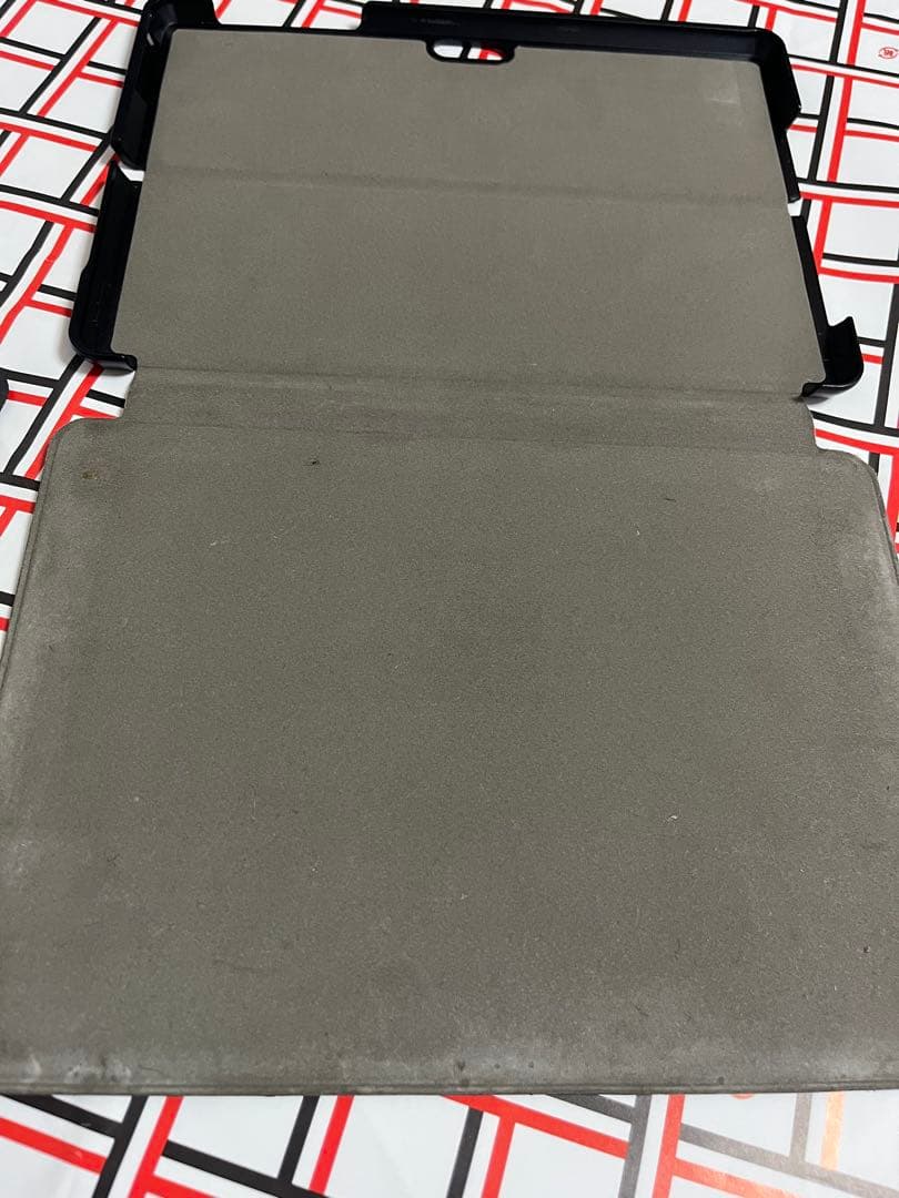 ほぼ未使用・高速・高性能 Surface Go 4GB・64GB SSD