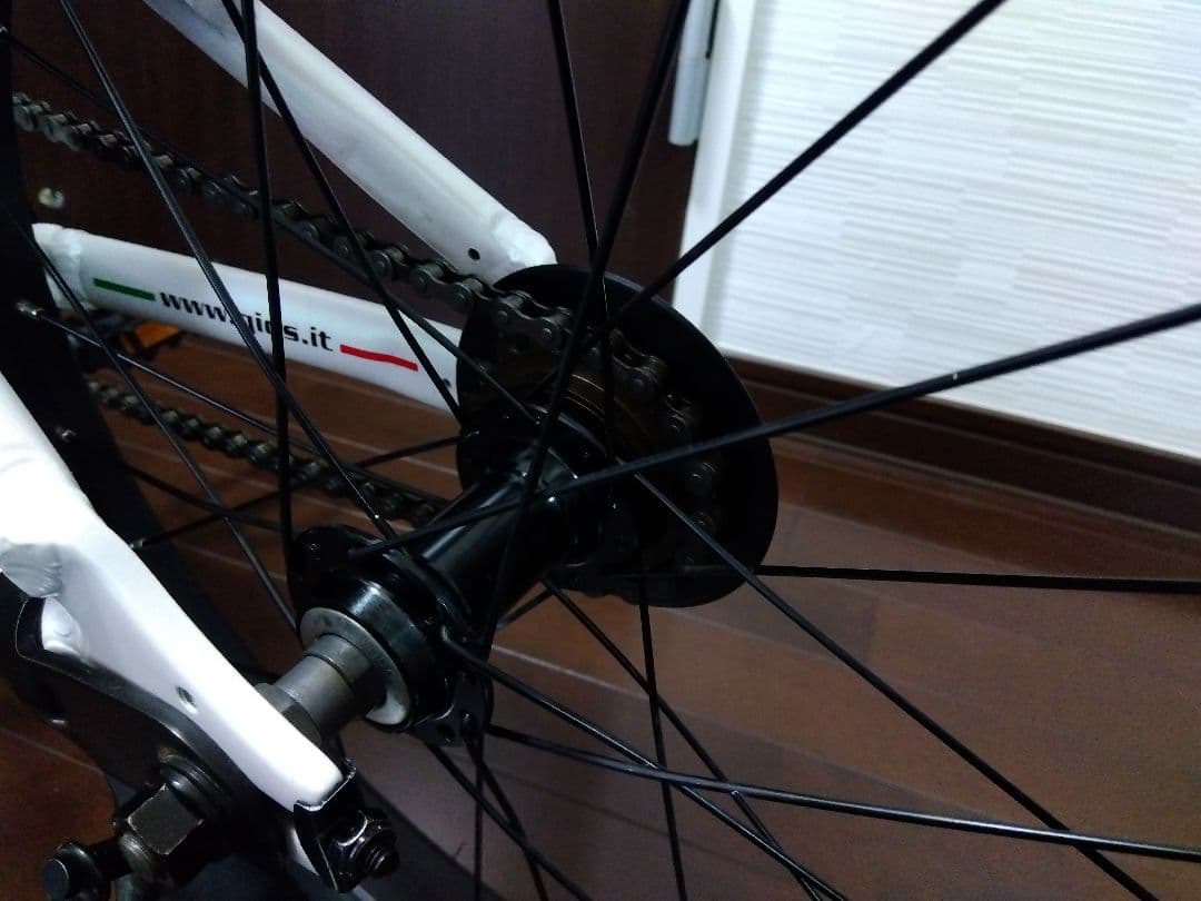 【ハレ】GIOS　GENOVA　18インチ　手渡し希望（池田市・川西市）