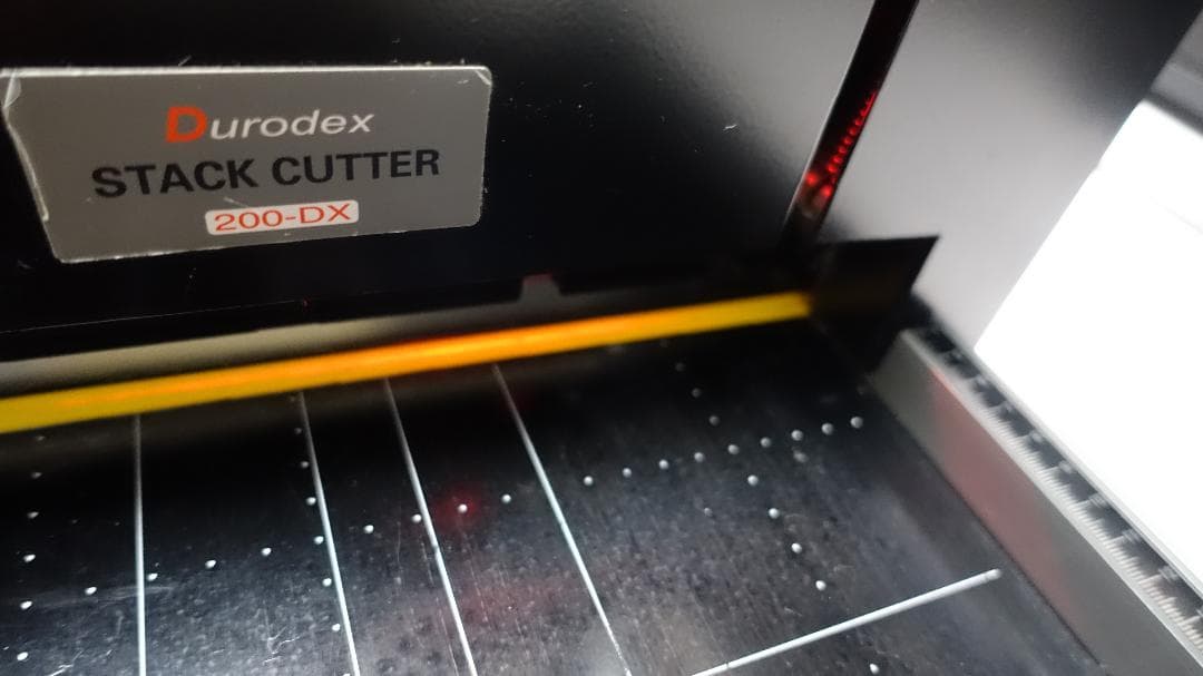 (中古)裁断機 DURODEX 200-DX ブラック