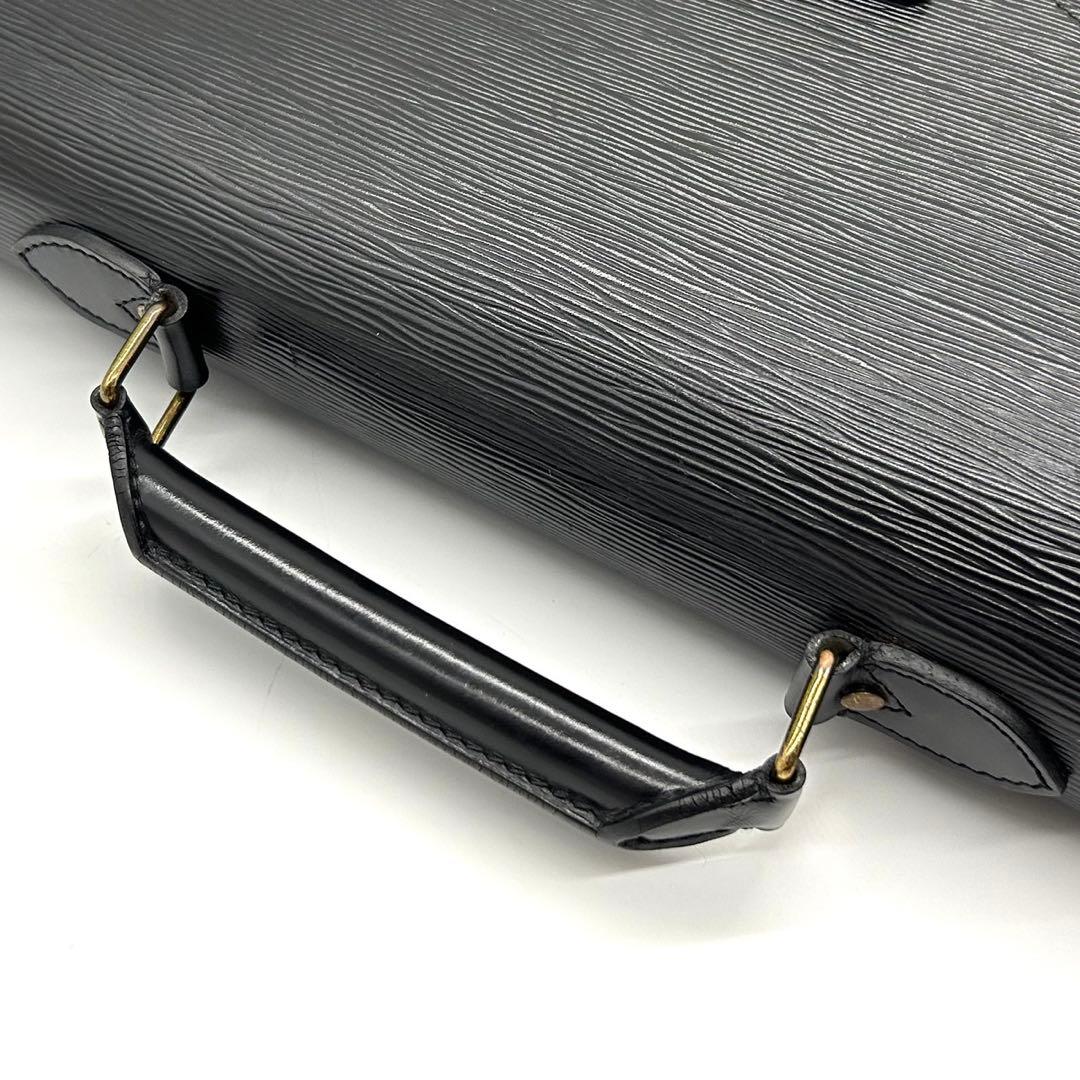 ルイヴィトン　セルヴィエットコンセイエ　ビジネスバッグ　エピ　レザー　黒