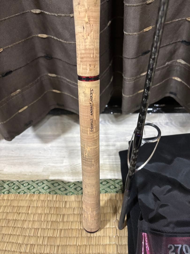 良品　スコーピオン2704RS