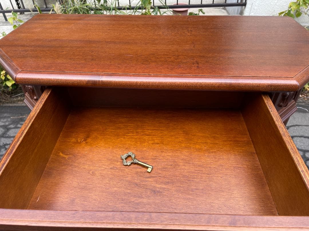 イタリア製 輸入家具 サイドボード リビングボード 象嵌 アンティーク風