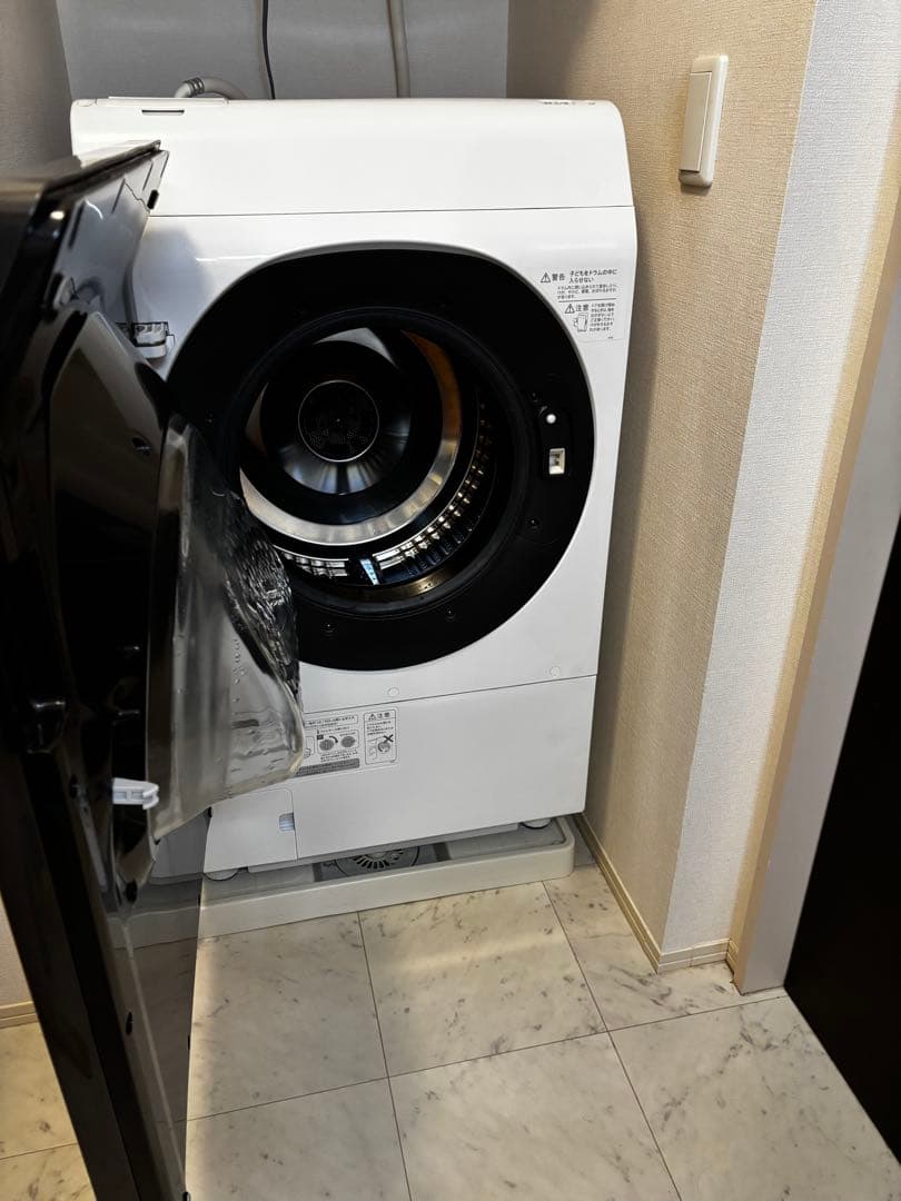 SHARP ドラム式洗濯乾燥機ES-WS13 左開き　2021年購入