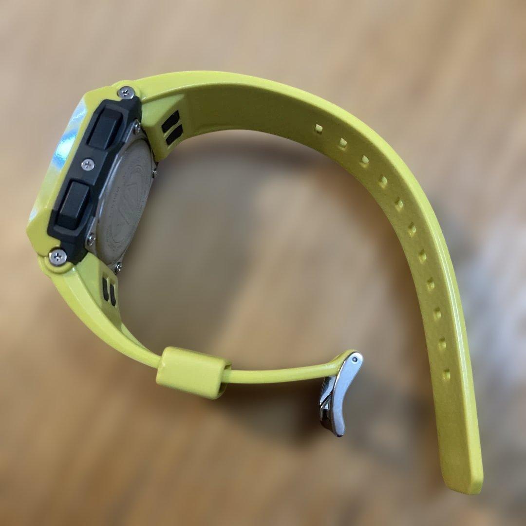 G-SHOCK デジタル腕時計 イエロー G-8100A