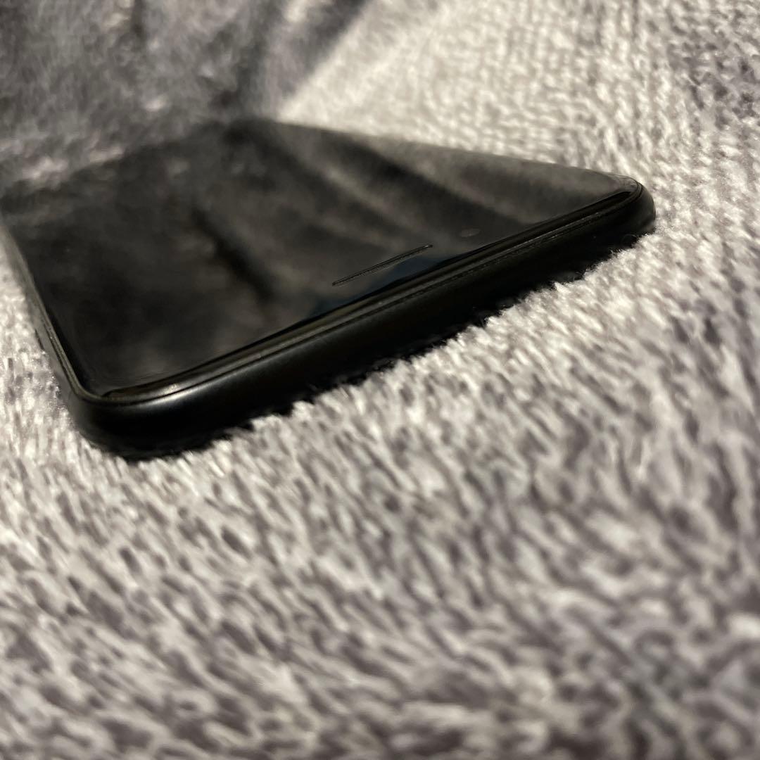 iPhoneSE 第二世代　本体のみ　ブラック　SIMフリー