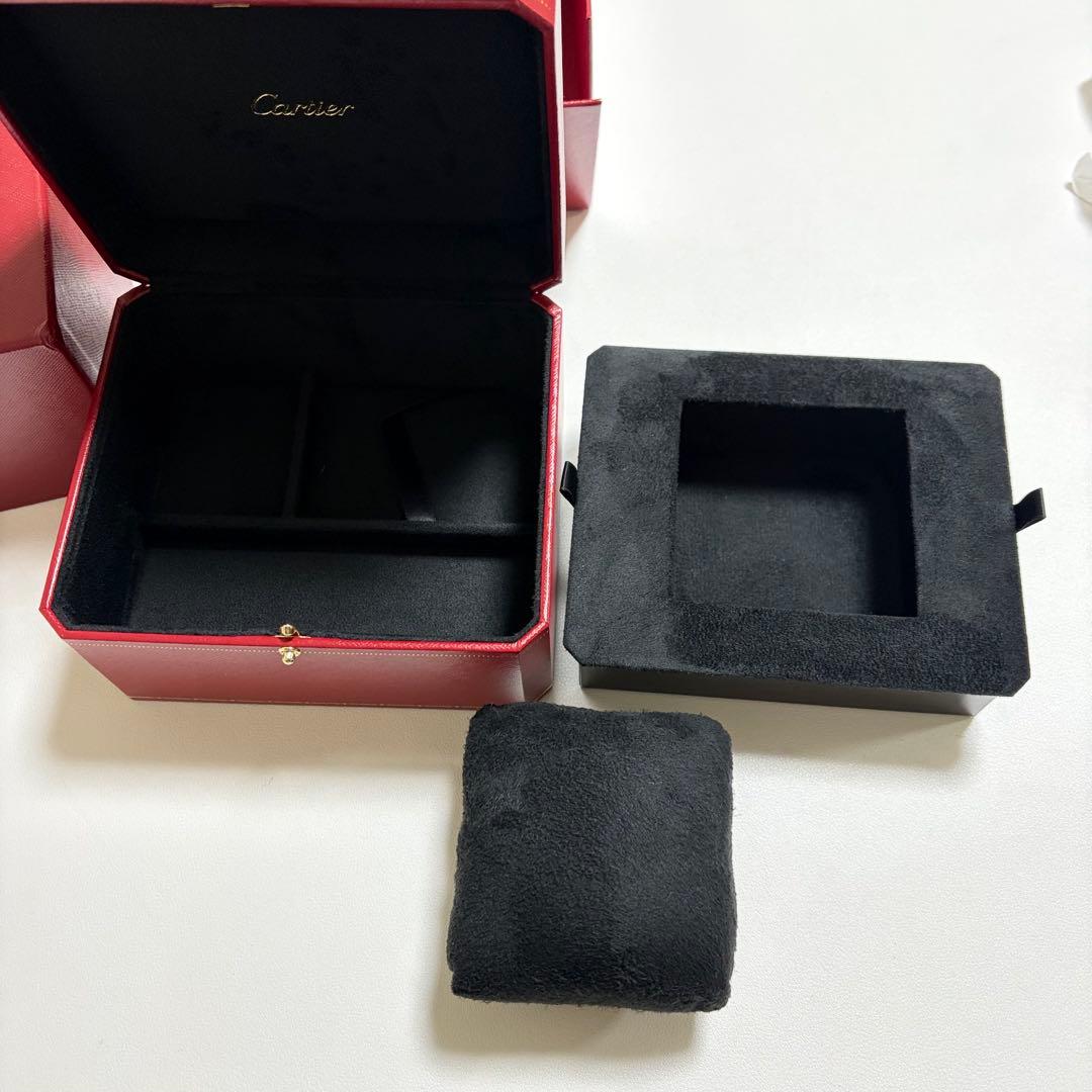 美品　カルティエ　腕時計　ウォッチ　ケース　空箱　現行品