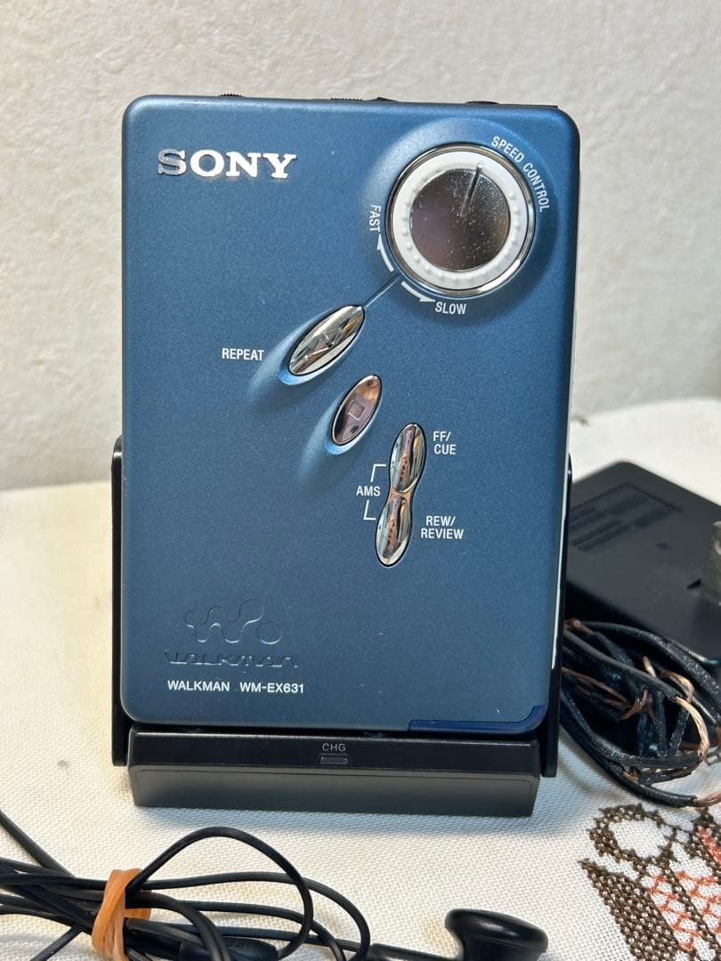 SONY WALKMAN WM-EX631 本体　充電器　付属品 ジャンク扱い