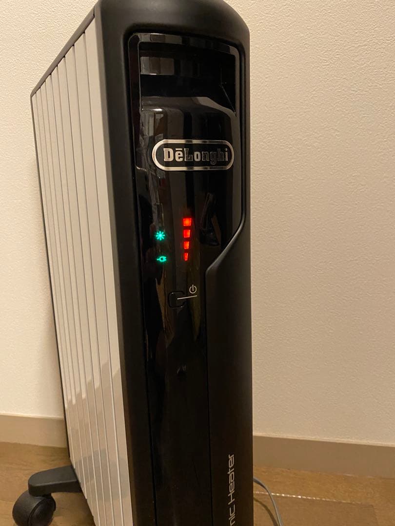 デロンギ　オイルヒーター　MDH 12-BK