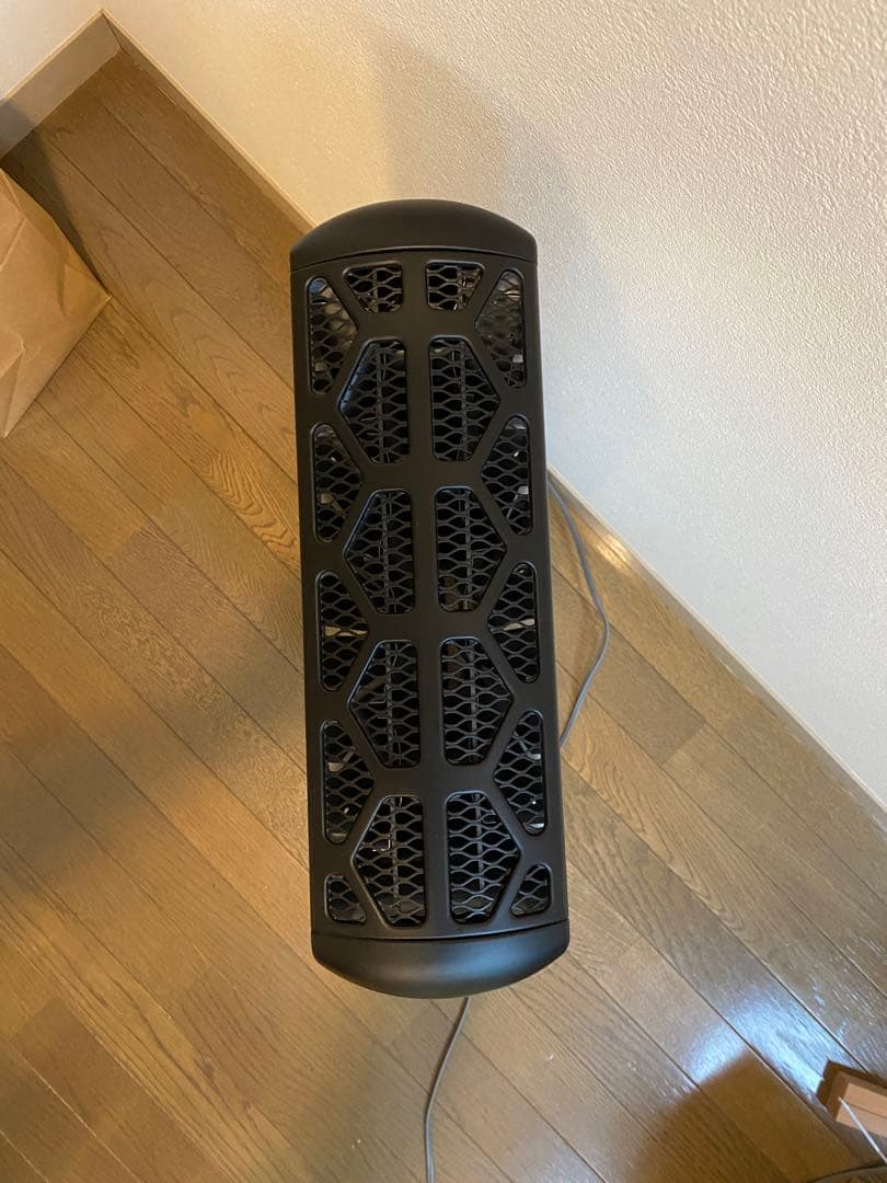 デロンギ　オイルヒーター　MDH 12-BK