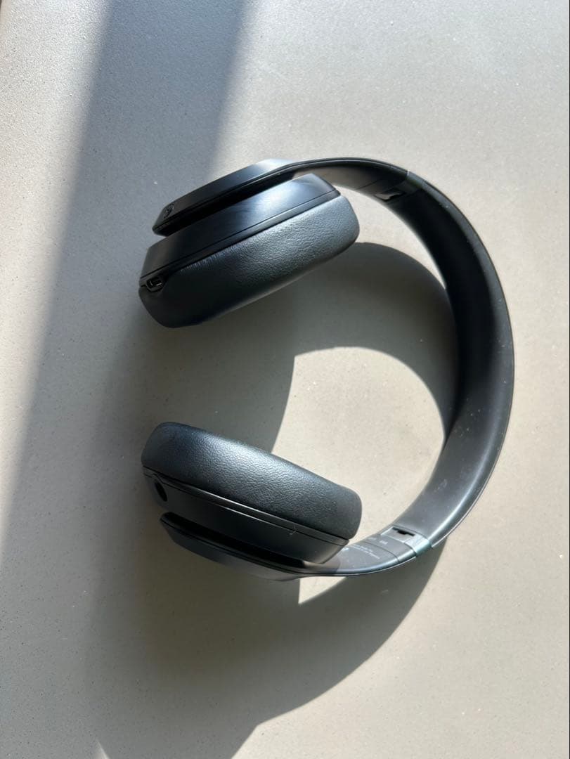 Beats ワイヤレスヘッドホン ブラック