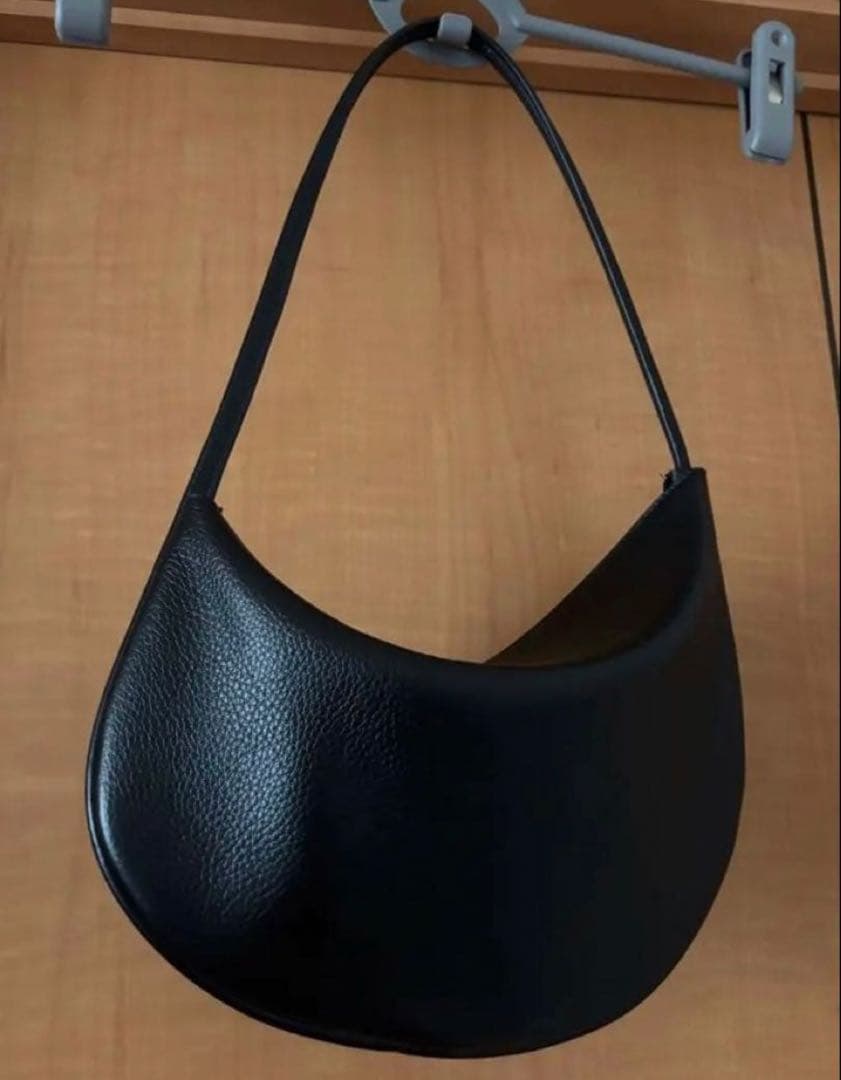 【美品】anuke アンヌーク Leather Round Bag バッグ 黒