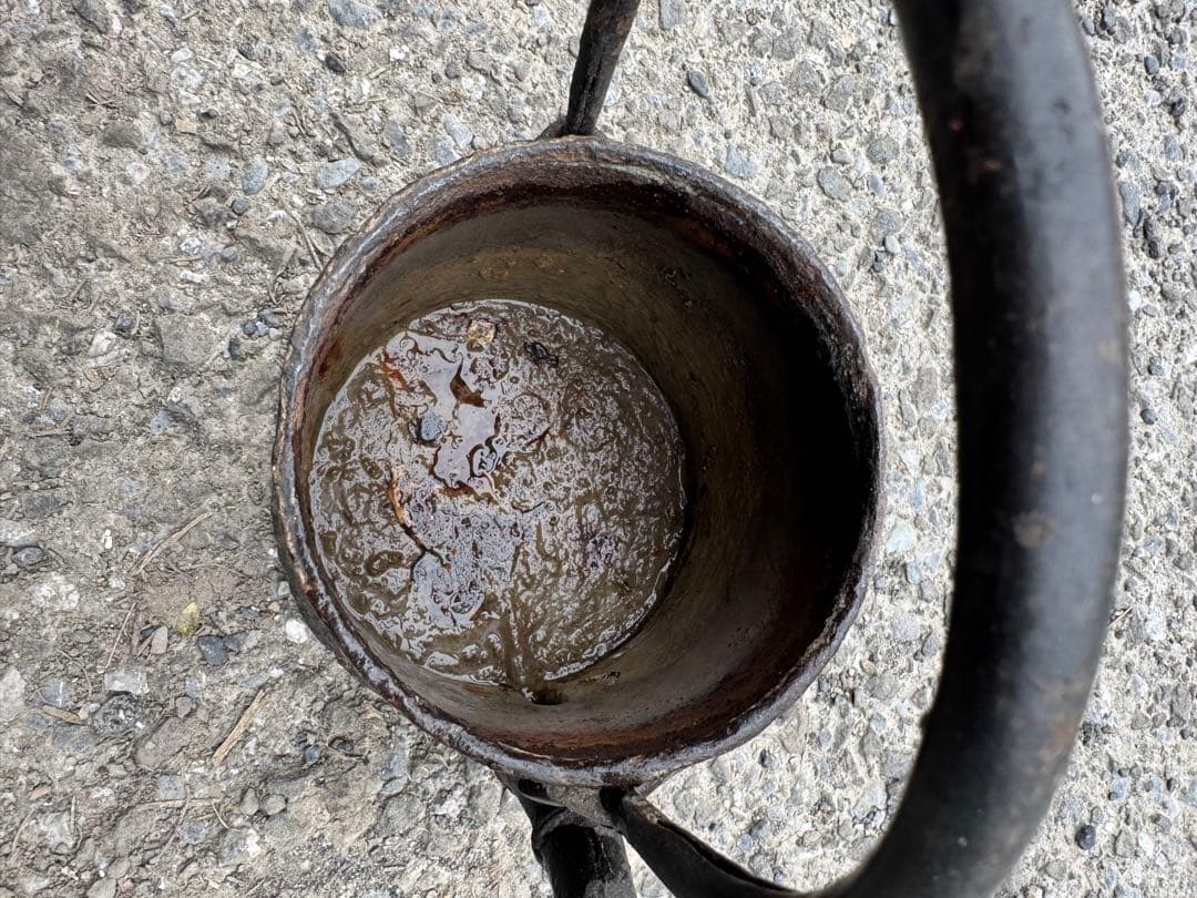 鉄製 円筒形 鉄瓶