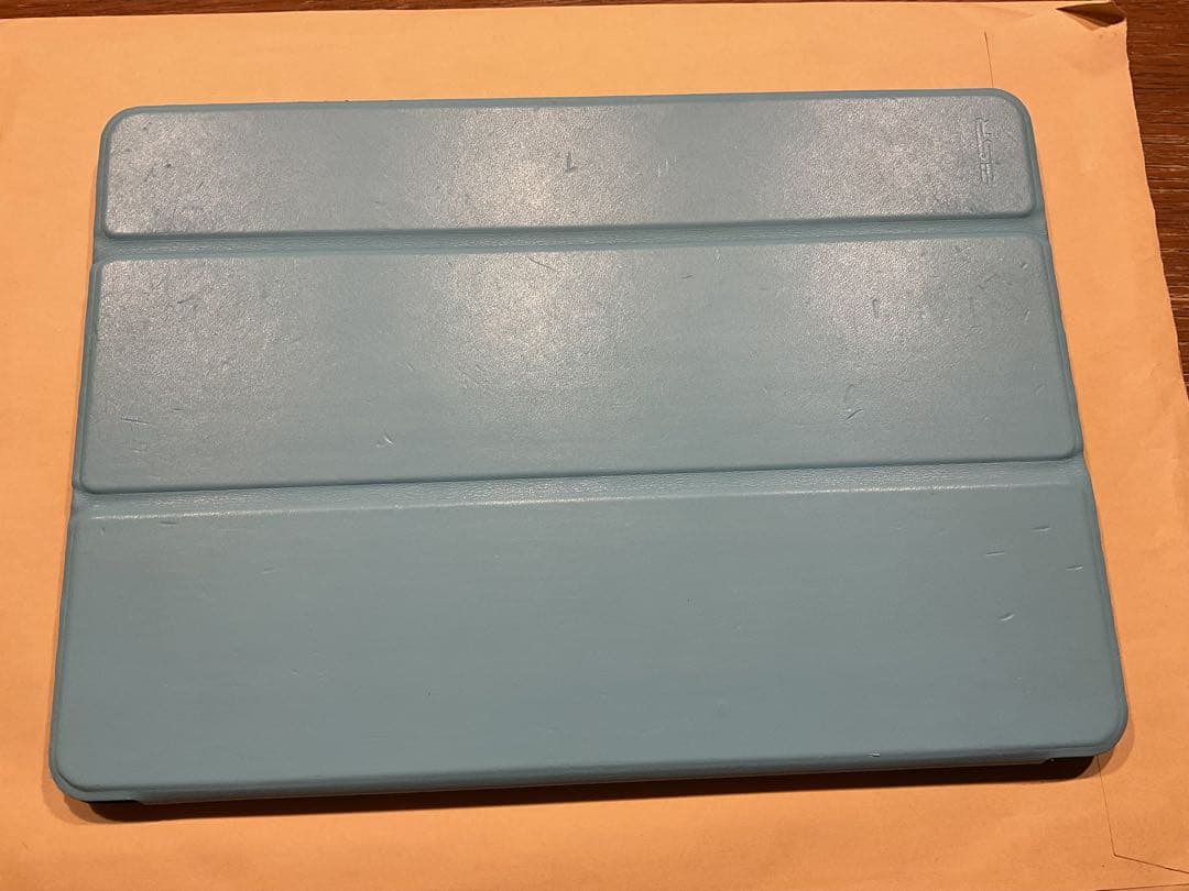 iPad本体 第5世代　シルバー　Wi-Fi