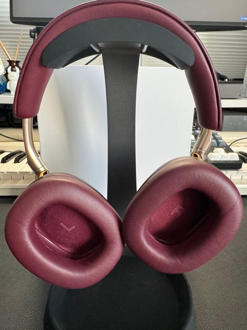 Bowers & Wilkins Px8 ロイヤル・バーガンディ