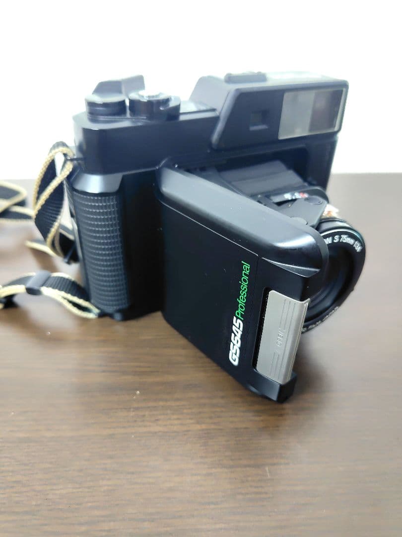FUJICA GS645 Professional 中判カメラ