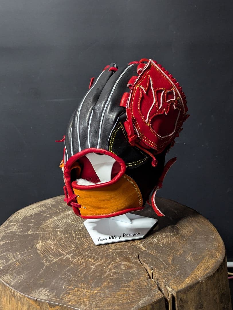 レッド×ブラック軟式内野手用グローブ