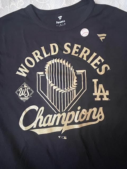 大谷翔平2025WSチャンピオンLAパレードロングBLACK/GOLDTEE/L