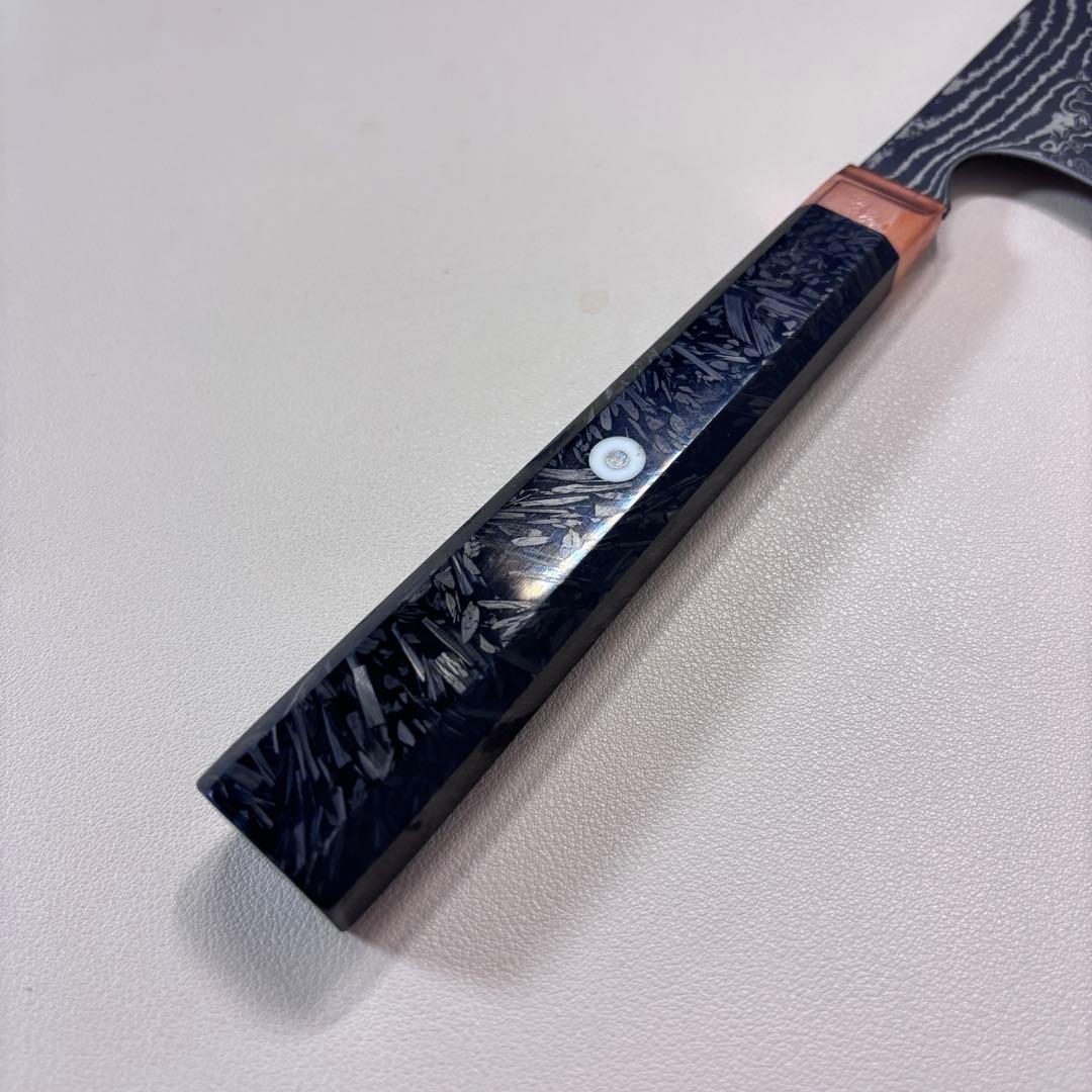 黒染め　ダマスカス牛刀「切付型」 215mm。