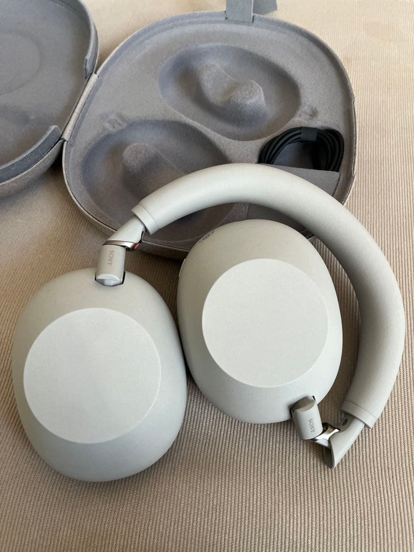 SONY ヘッドホン WH1000XM6 プラチナシルバー 3年保証付き