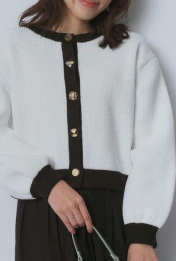 JUSGLITTY シャイニーマルチボタンカーディガン