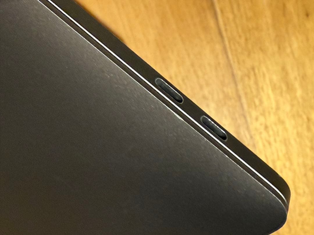 MacBook Pro 2019 16G 512G スペースグレー
