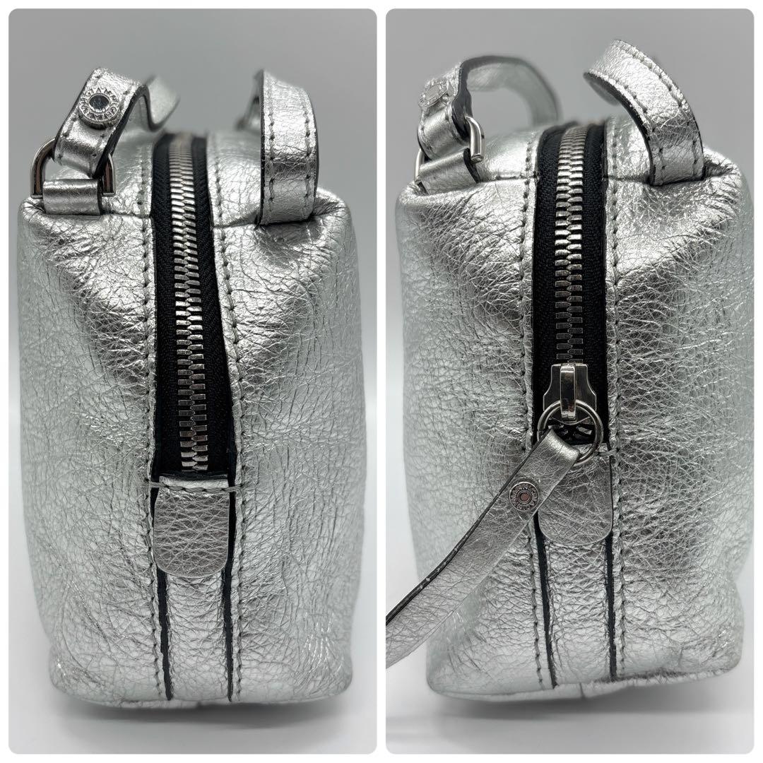 美品✨ジャンニキアリーニ アリファS 2WAY レザー シルバー