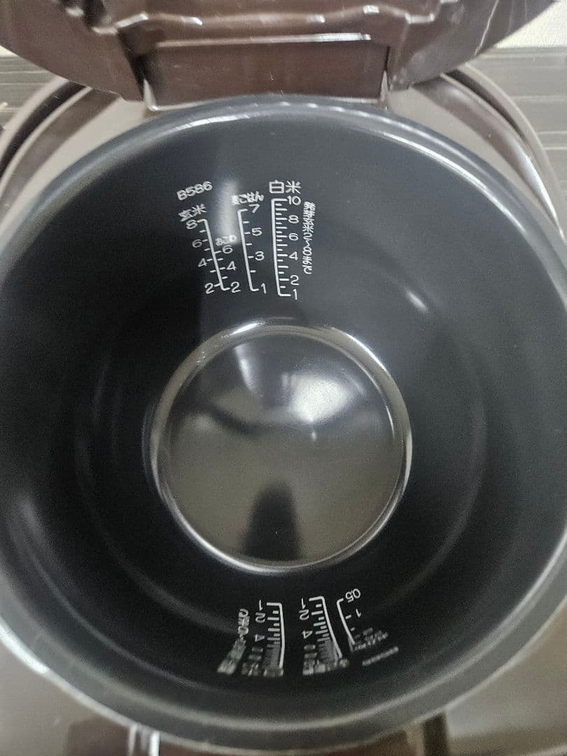 象印 1.8L 一升炊き 炊飯器 NW-VC18 大容量タイプ！ 23年製