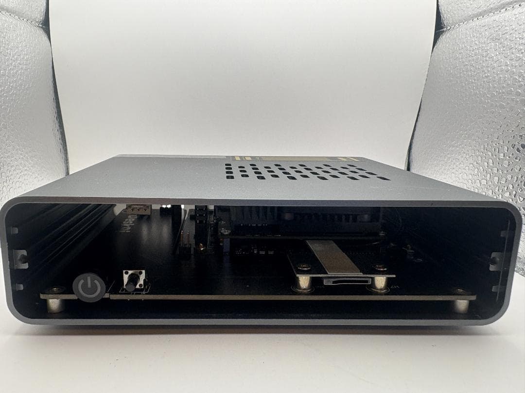 Jetson Nano 開発者キット B01、ケースその他関連部品と書籍