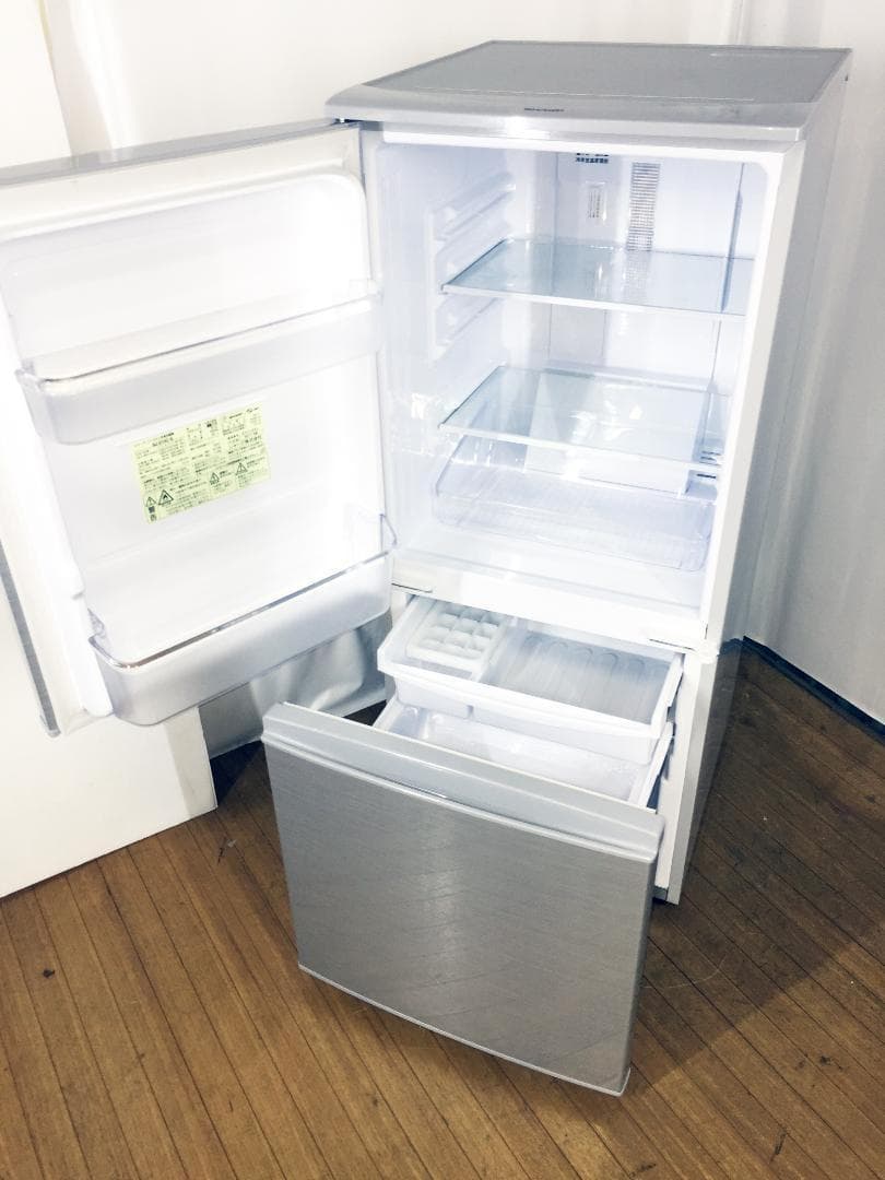 送料無料★SHARP 137L 冷蔵庫 【SJ-D14C-S】