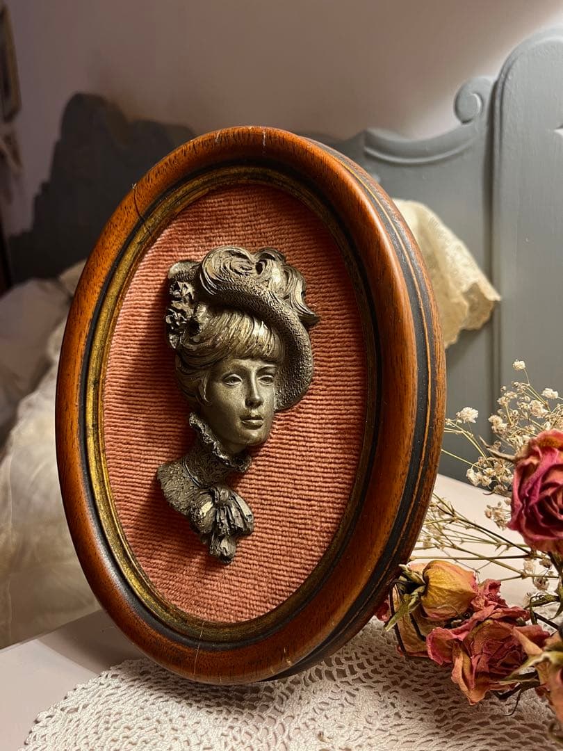 ◆フランスアンティーク｜手彫りピューター製F額壁掛け女性像、手作り雑貨置物レトロ