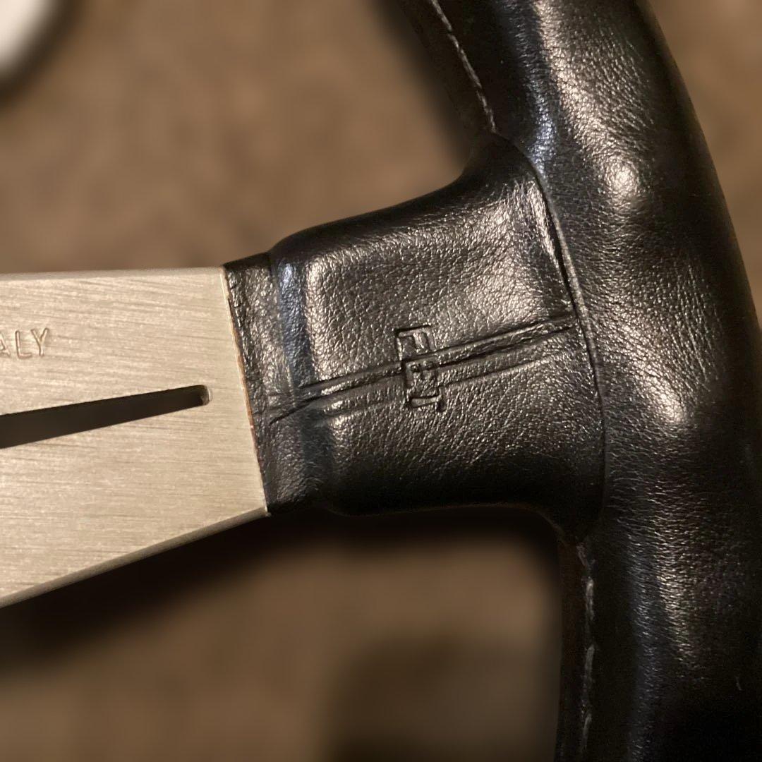 ナルディクラシックレザー36Φホーンボタン、ホーンリング付き