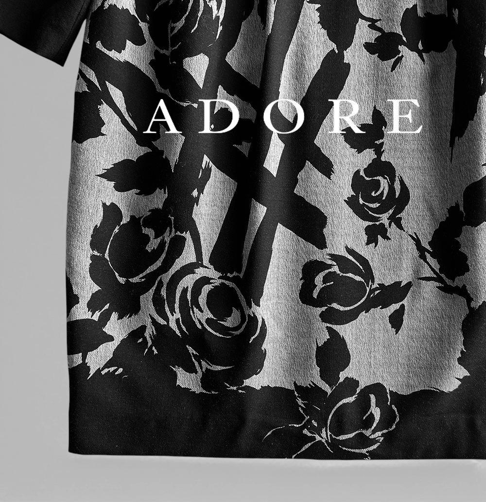 美品 アドーア 極上 落ち感ウール モノトーンボタニカルフラワー切替ワンピース