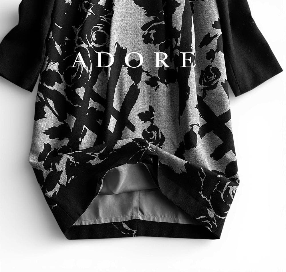 美品 アドーア 極上 落ち感ウール モノトーンボタニカルフラワー切替ワンピース