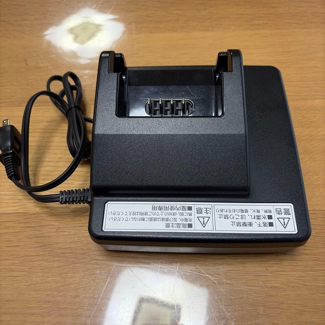 Panasonic 電動自転車用バッテリー充電器 NKJ075Z1A