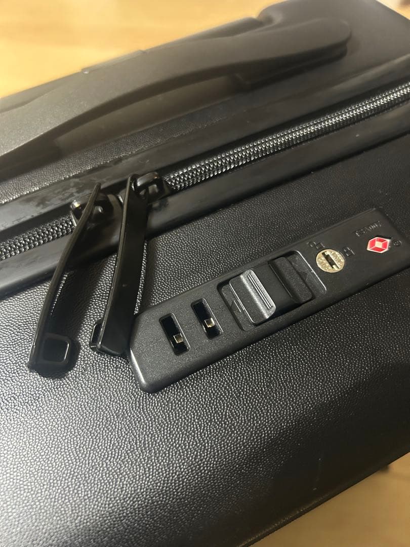 【無印良品　人気のフロントオープンタイプ】 機内持ち込み可　キャリーケース32L