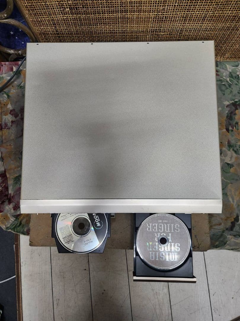 必見！5連CDチェンジャー&ダビング録音可ソニーCDレコーダーRCD-W500C