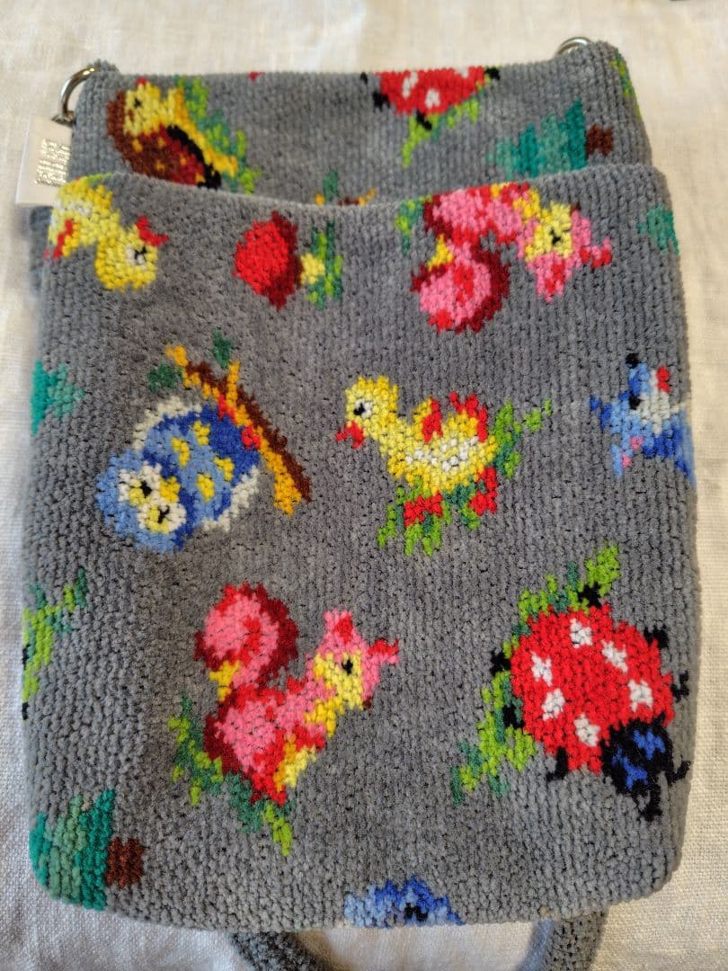 フェイラー　ハイジフレンズフォレスト　スマホショルダー