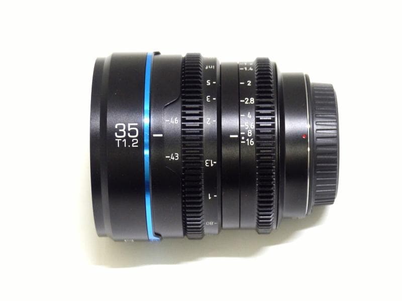 789極美 SIRUI NightWalker 35mm T1.2 シネマレンズ