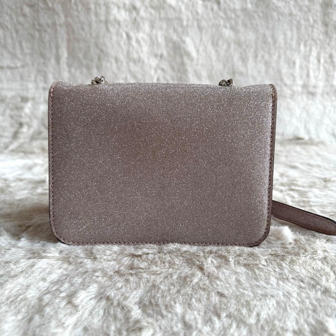 【美品】サルヴァトーレフェラガモ ヴァラ リボン ショルダーバッグ ピンク