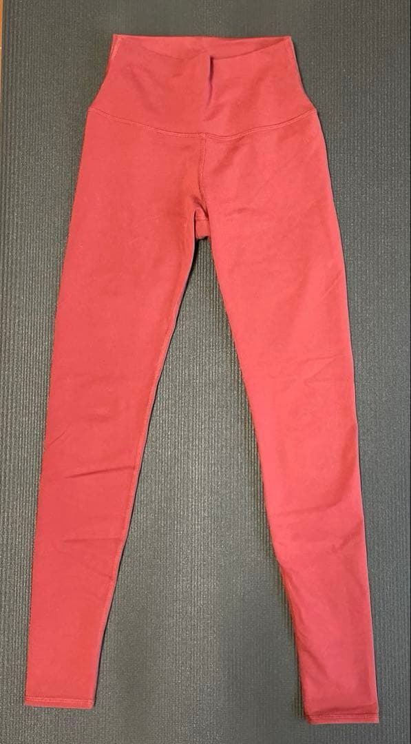 【alo】ヨガウェア alo yoga Airbrush レギンス XXS