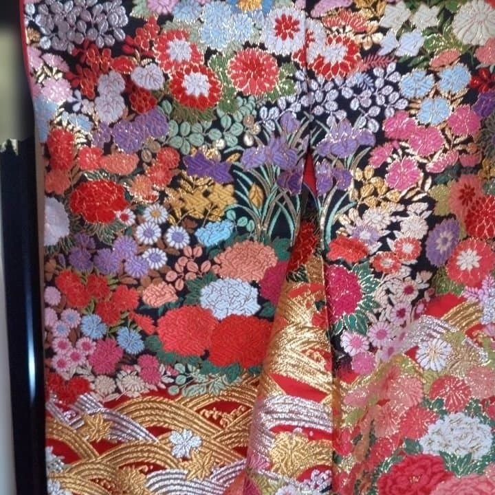 色打掛 花柄 金糸唐織りM