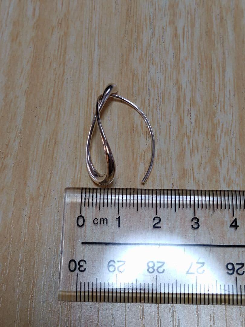   ジョージジェンセン マーシーイヤーフープ片耳