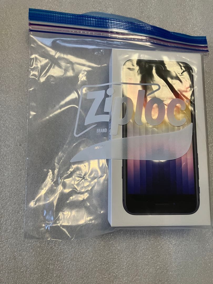 iPhone se3 64G ミッドナイト