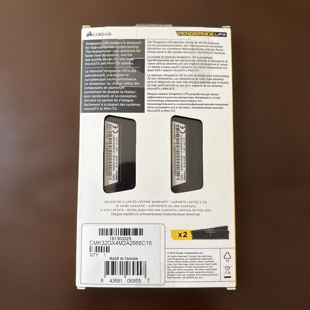 DDR4-2666メモリ Corsair