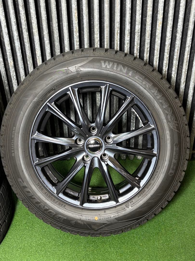 超美品バリ溝‼️225/60R17ＤＬスタットレスタイヤホイール4本セット