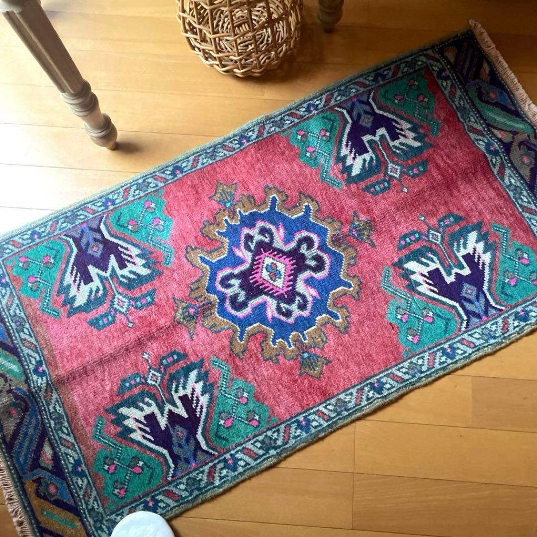 51×101 コーラルピンク　レアなウール　メダリオン　トルコヴィンテージラグ